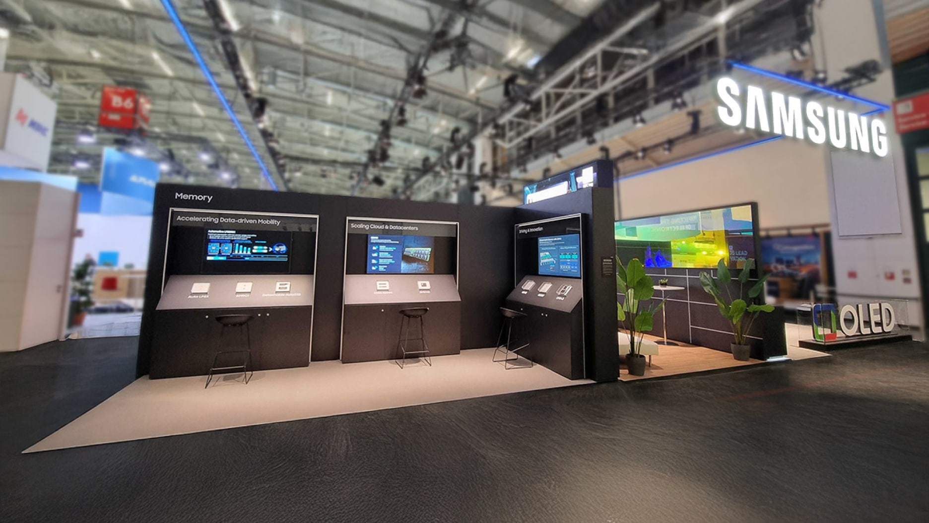 Samsung Semiconductor booth at Electronica 2024, displaying advanced memory technology for automotive, cloud, and datacenter applications.