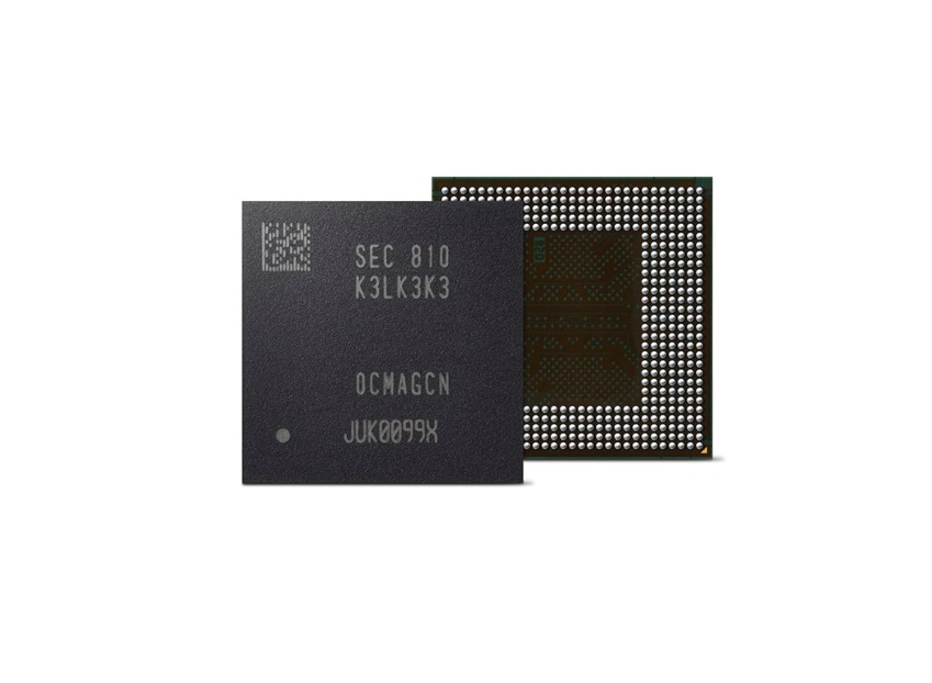 삼성전자, 8GB LPDDR5 D램 패키지 정면과 후면을 앞뒤로 배치한 이미지