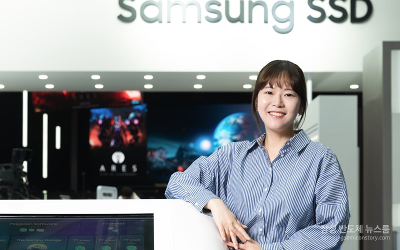 Ko Ah-reum, the global semiconductor market team of Samsung Electronics, who was in charge of exhibiting the G-STAR 2022 Samsung Electronics Semiconductor Brand Hall in BEXCO, Busan, Korea