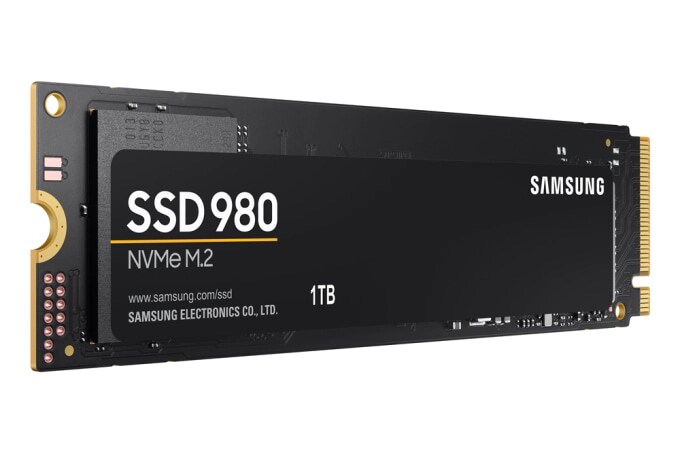 NVMe SSD 980의 측면 이미지입니다.