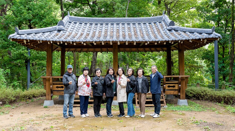 사이로 답사에 참여한 화성 소통협의회 위원들 2