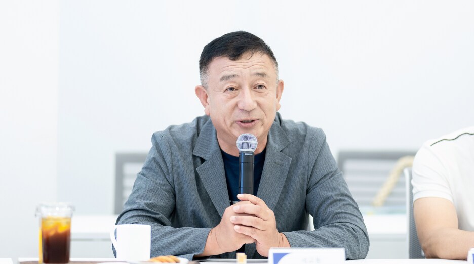 모두 발언하는 세교동 새마을지도자협의회장 우제욱 대표위원의 모습