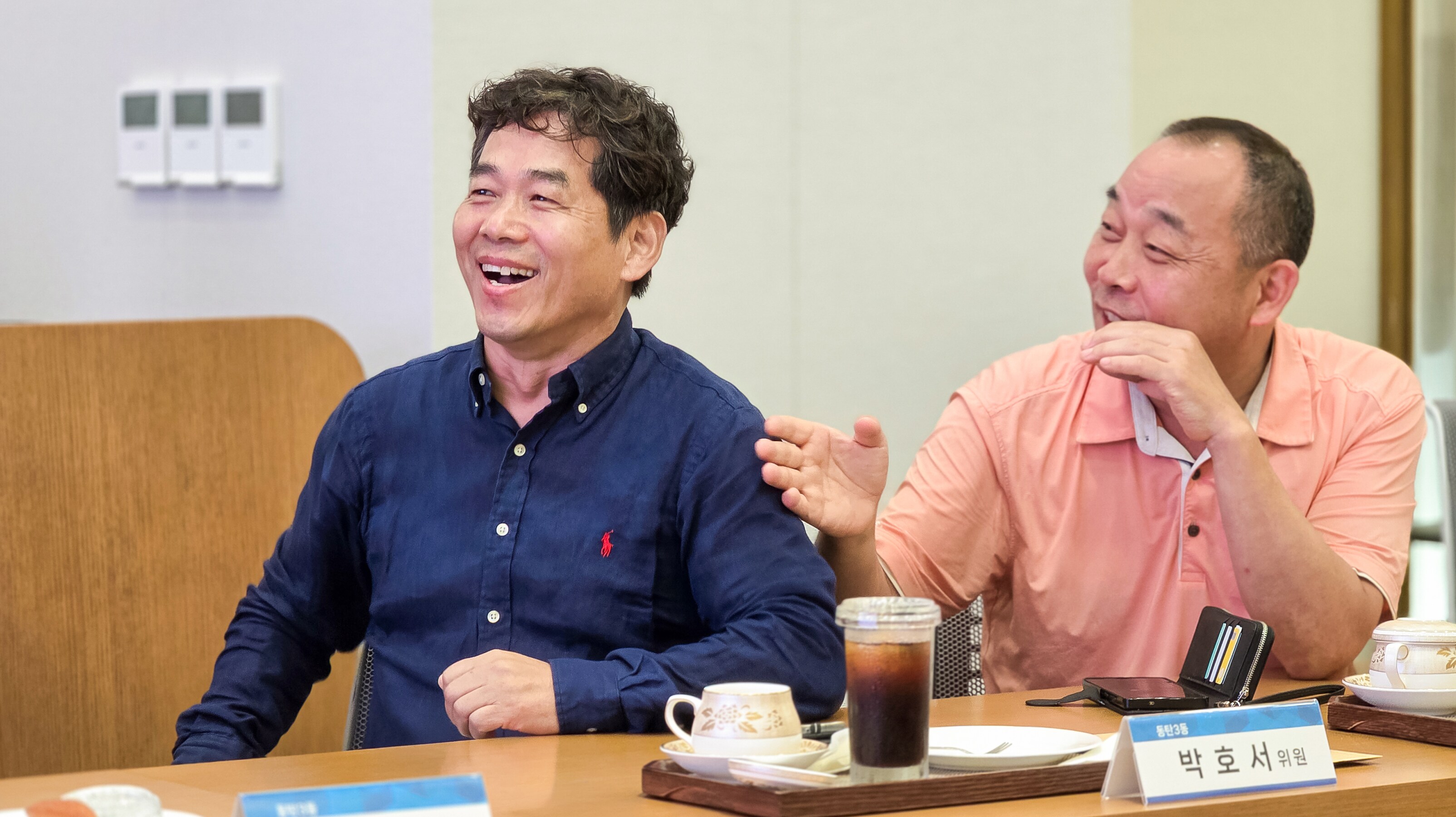 화기애애한 분위기 속에서 평택캠퍼스 소개를 듣는 소통협의회 위원들