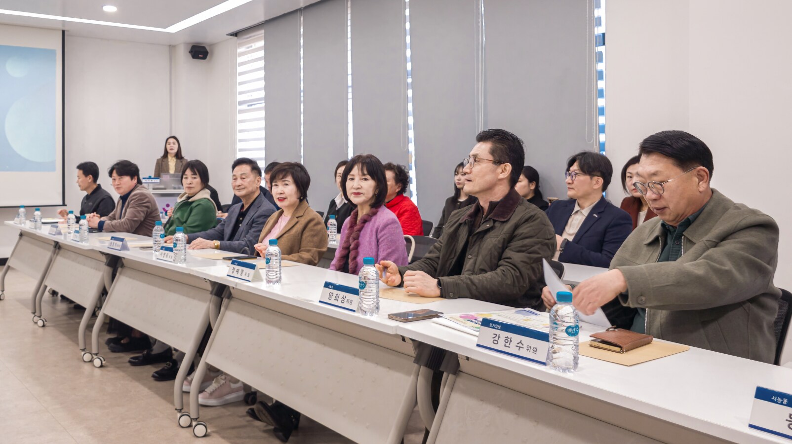 밝은 분위기로 시작된 3월 용인 협의회 위원들