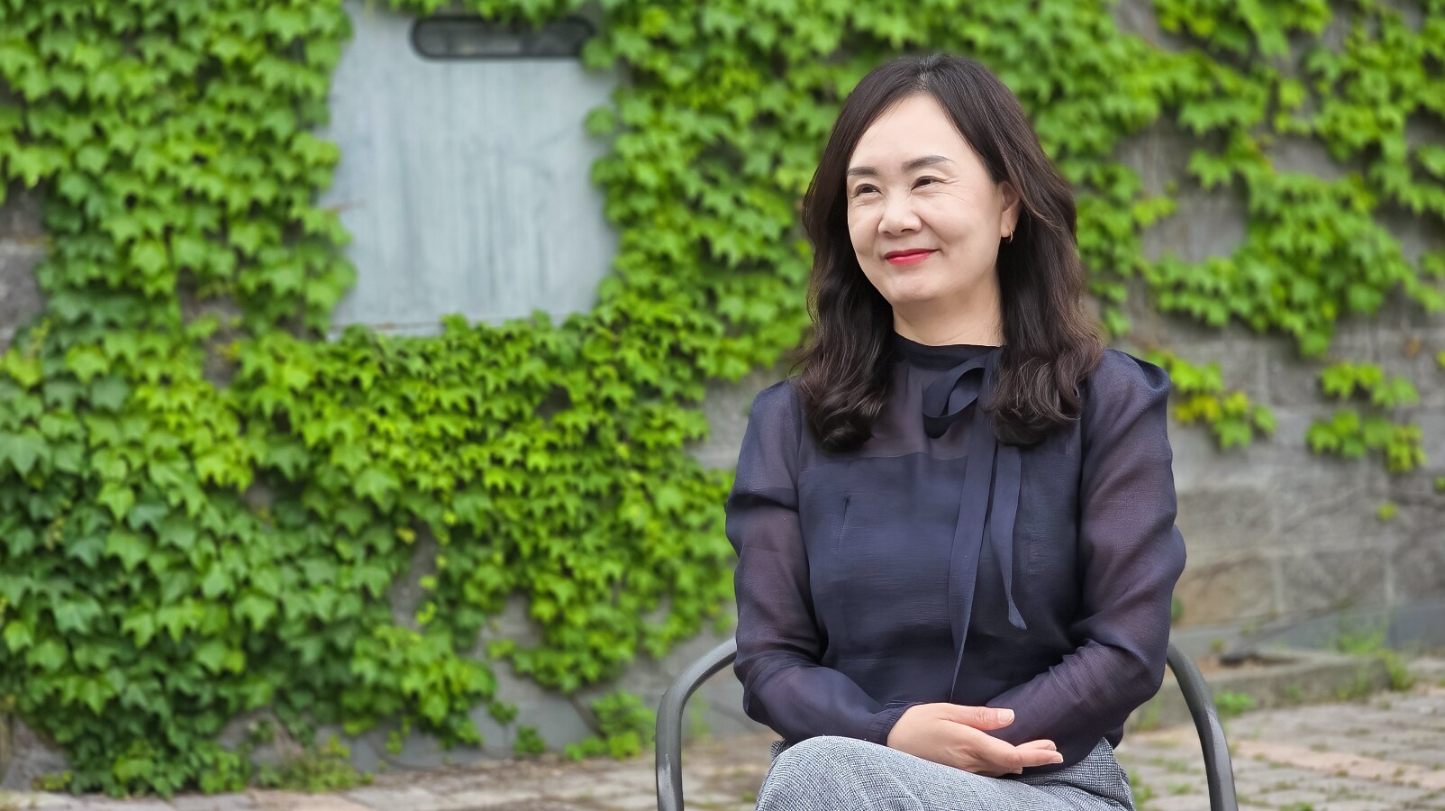 삼성전자 반도체의 안전관리에 깊은 인상을 받았다는 소감을 밝히고 있는 황미란 간사