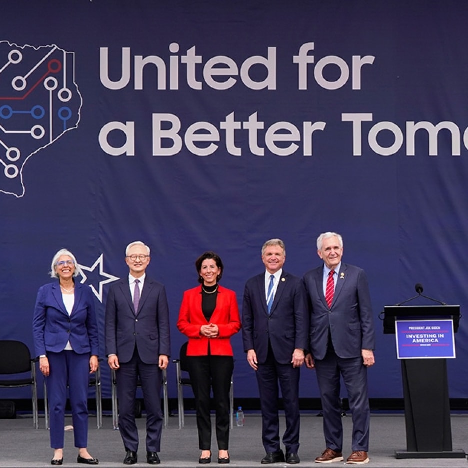 Announcement of Samsung's CHIPS Act funding on April 15, 2024. From left to right: Arati Prabhakar, Director, White House Office of Science and Technology Policy; Kye Hyun Kyung, CEO of Samsung Semiconductor; Gina Raimondo, Secretary, Department of Commerce; U.S. Rep. Michael McCaul ; U.S. Rep. Lloyd Doggett