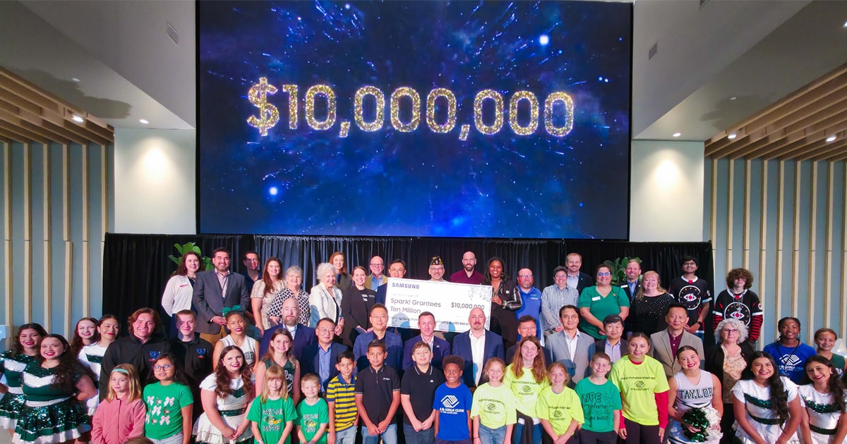 Samsung Austin Semiconductor presents $10M to Spark! grant recipients.