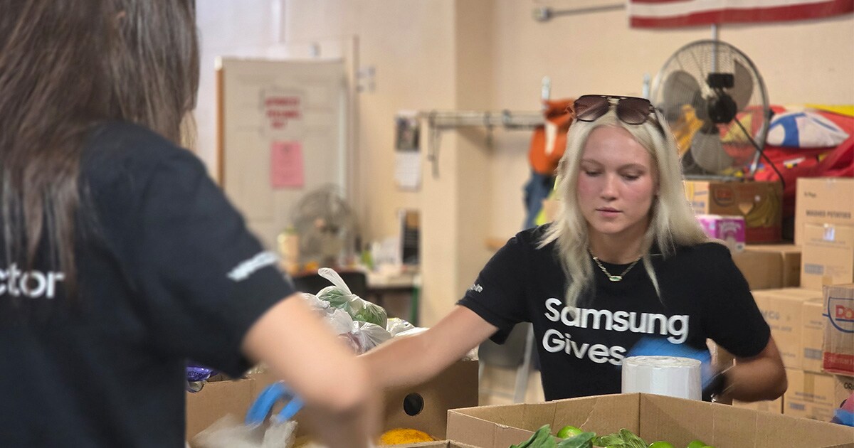 Taylor ISD intern packing food at Shepherd's Food Pantry in Taylor, Texas.