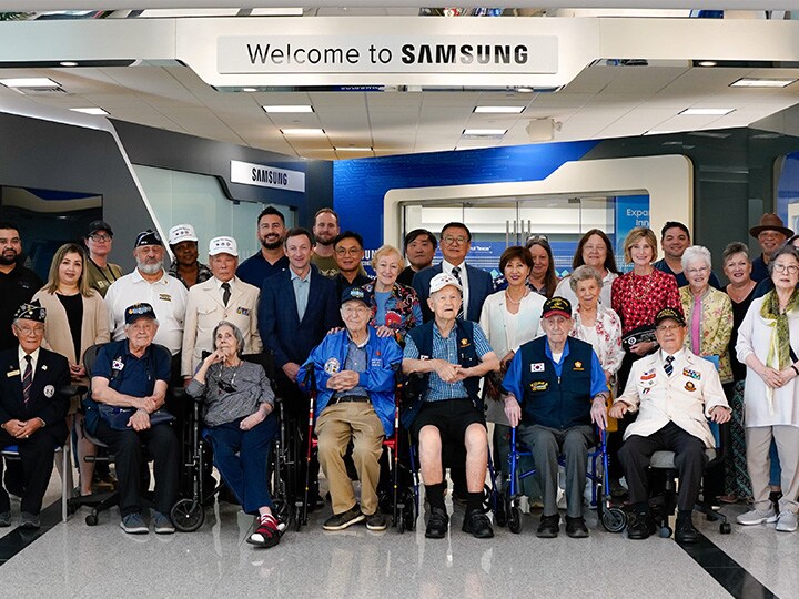Korean War veterans, their family members, Samsung Austin Semiconductor executives and members of our Military Appreciation Group. 