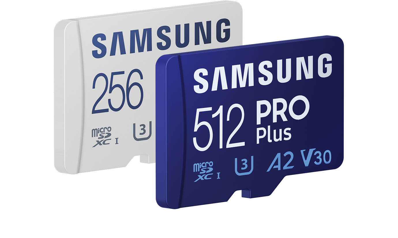 512GB PRO Plus と 256GB EVO Plus が、右端の正方形の枠内でわずかに斜めに重なり合っています。