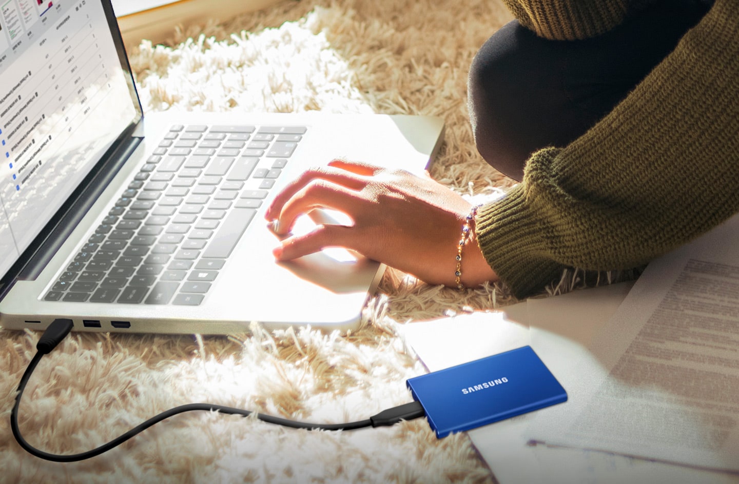 Samsung Releases Portable SSD T7 Touch – the New Standard in Speed and  Security for External Storage Devices – Samsung Newsroom Canada