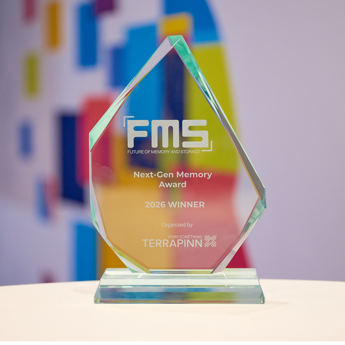 Samsung Semiconductor receiving an award at FMS 2026