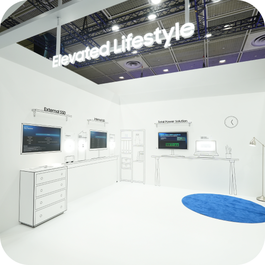 Elevated Lifestyle 테마 전시 부스 전경, 스마트 미러·확장형 디스플레이·에너지 관리 솔루션을 소개하는 공간