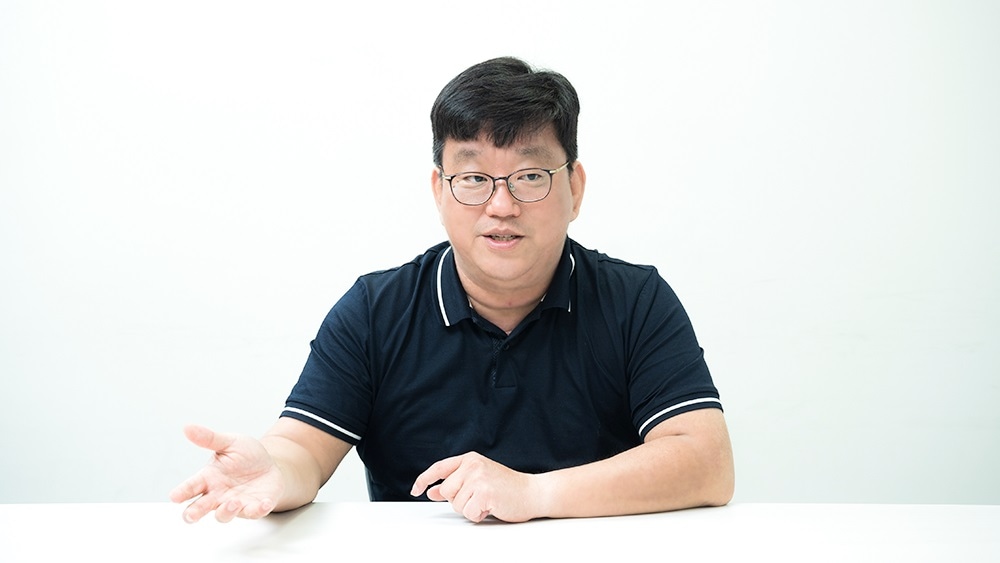 EVP Joonsuk Kim has been working on connectivity technology for 20 years.