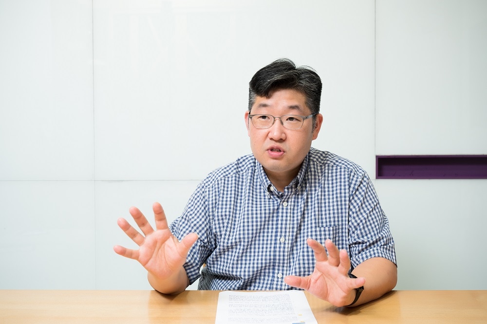 マルチメディア開発チームのJongseong Choi(プロジェクトリーダー)は、20年以上映像処理の分野で仕事をしています。