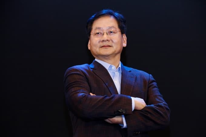 This is a picture of Choi Chul, head of the strategic marketing department of Samsung Electronics' memory division.