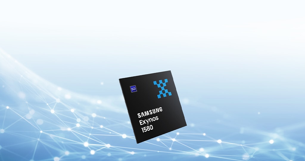 A Samsung Exynos 1580 chip is displayed against a futuristic, digital background with blue network lines.