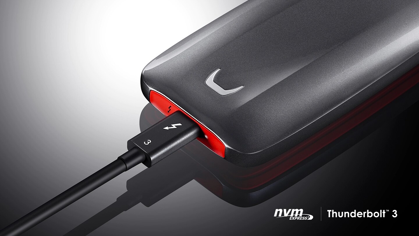 Samsung Portable SSD X5 connected to the Thunderbolt™ 3 ports with The NVM Express® and Thunderbolt™ 3 logos.