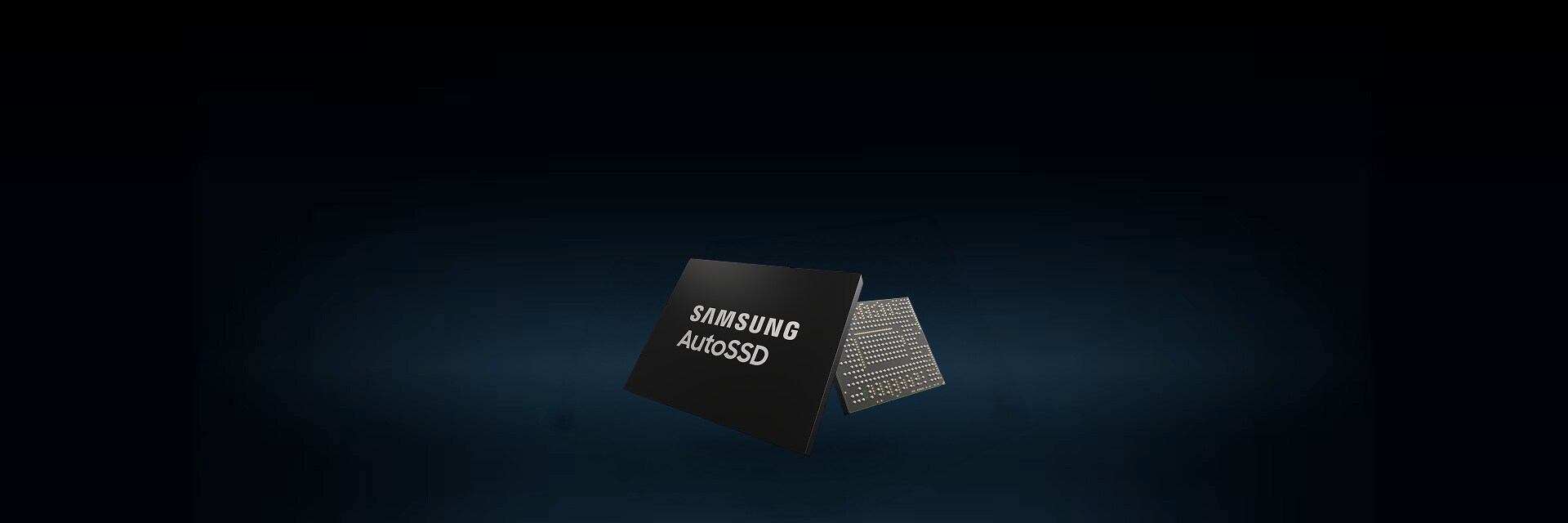 Automotive digital cockpit with navigation, media display, and Samsung AutoSSD, UFS, and eMMC modules