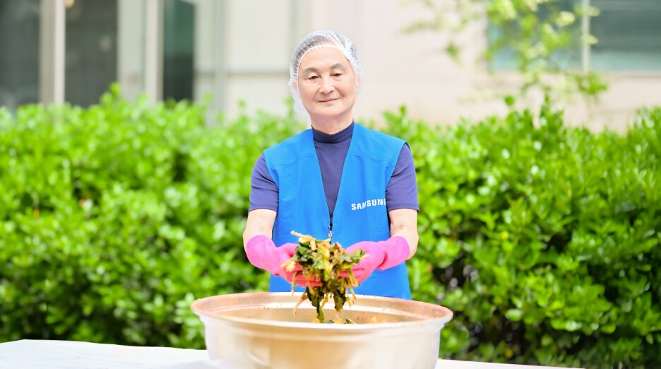 김치 나눔 봉사활동 행사에 참여한 권영지 대표위원
